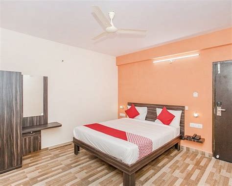 OYO HOTEL PMR NEAR ASCENDAS PARK SQUARE MALL (Bengaluru) - Hotel ...