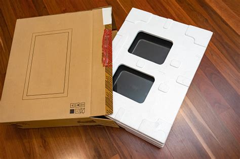 Computer Monitor Box 的图像结果