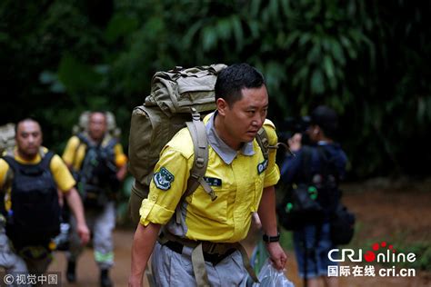 泰国少年足球队13人洞穴失联 中国救援队抵达现场参与搜救-国际在线