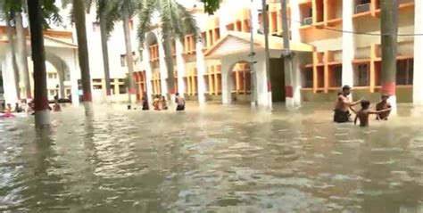 Bihar: भागलपुर में गंगा का कहर... भवनाथपुर गांव, स्कूल और NH-80 पानी ...