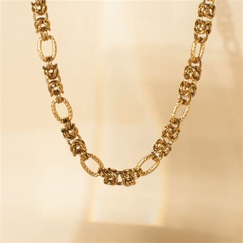 Chic Link Gold Necklace | Salty – Salty Accessories