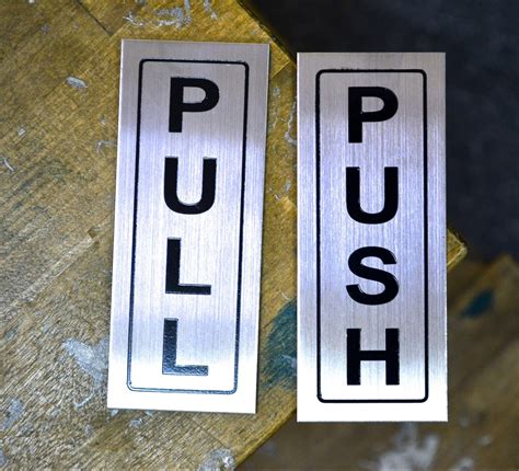Pull Signs 的图像结果