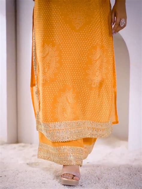 Bandhani Print Mirror Embellished Kurta Set with Embroidered Plazzo ...