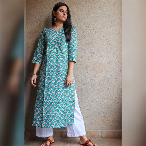 Gulsana Straigth Block Print Kurta – Kameez.co