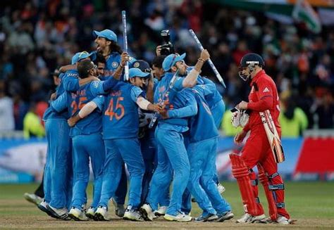 Indian Cricket players salaries: Highest paid cricketers in 2016