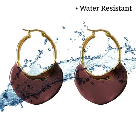 What is the best jewelry for swimming? – Jewellery Hat