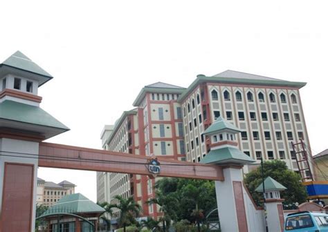 Syarif Hidayatullah State Islamic University Jakarta (Jakarta, Indonesia)