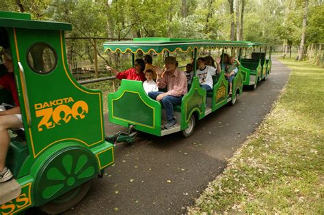 Wild Wonders Await At Bismarck's Dakota Zoo | TouristSecrets