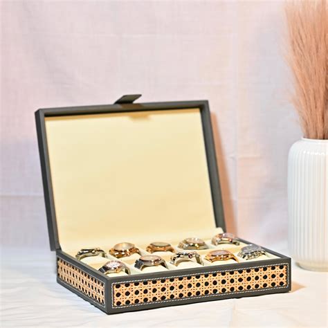 Dark Grey Rattan Watch Organiser (Large) – SoHome