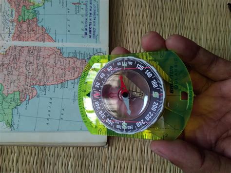 Brunton Baseplate Compass 9020G : Amazon.in: Home & Kitchen