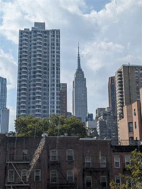 Empires State Building from the AMC Theater of 1st Ave : r/EmpireStateBuilding