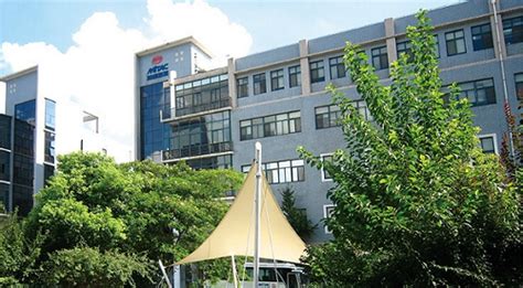 全球據點分布｜台灣、中國、歐美、澳洲辦公室與工廠｜神達數位 - 車用電子及智聯網解決方案的領導廠商