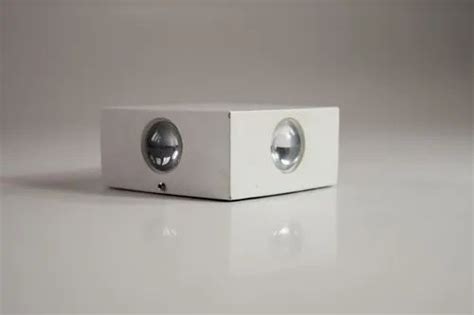 LED Spot Light - Lumen 4 Side Focus LED Spot Light Manufacturer from Bhopal