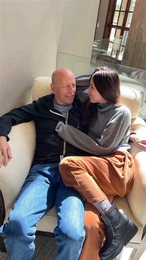 Scout Willis grateful for 'love' over Bruce Willis' aphasia