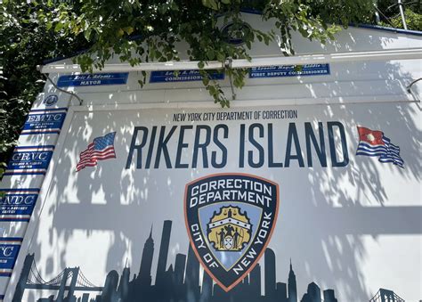 With 2027 out of reach, Council passes bills to move Rikers' closure ...