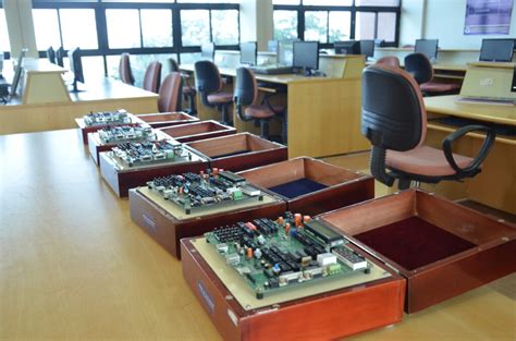 Microprocessor Lab Facility 的图像结果