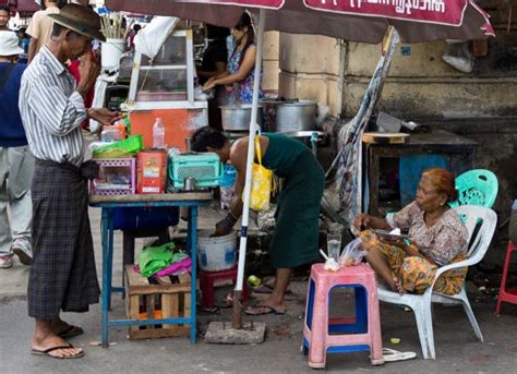 What to do in Yangon? Travel Guide & Essential Info!