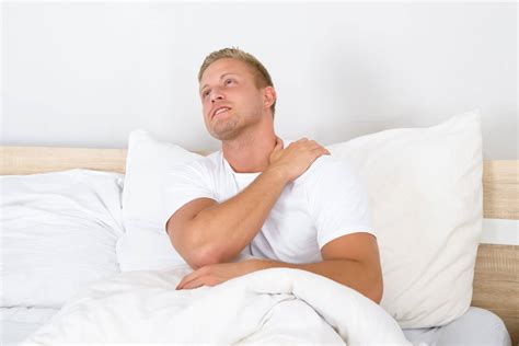 Waking Up Sore? Here's How to Relieve Shoulder Pain From Sleeping ...