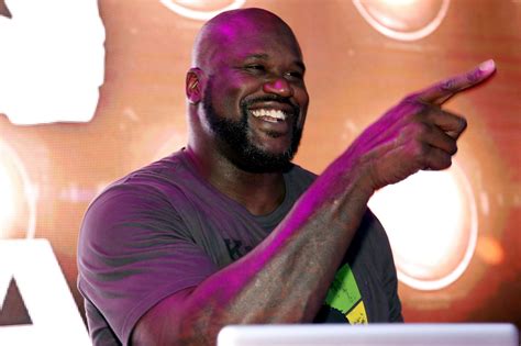 Shaquille O’Neal sorprende a todos en Walmart de Doral - Miami Diario