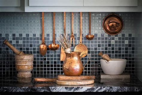 15 Stunning Small Kitchen Backsplash Ideas - Decorpot