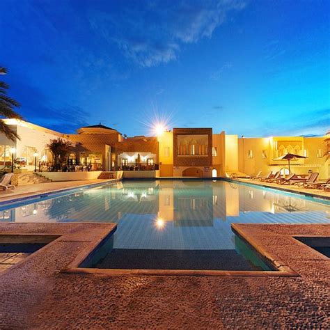 HOTEL RAS EL AIN TOZEUR - Hotel Reviews, Photos, Rate Comparison ...