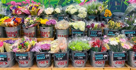 Trader Joe's Flowers: Your Secret To Paying $9.99 or Less For Bouquets ...