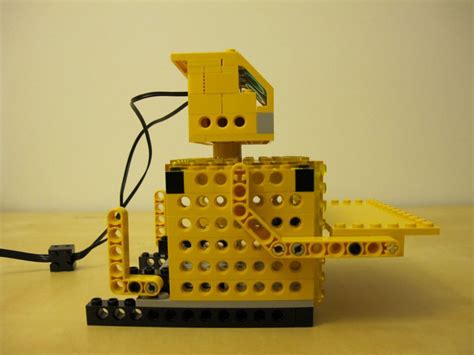 LEGO Remote Control Robots 的图像结果