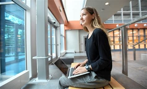 Tracking where Canada's top political parties stand on environmental ...