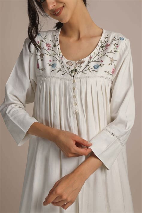 Louisa, Nightdress with Gown – After Dark