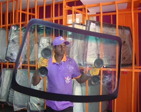 Windshield World | Windshield Repair Services