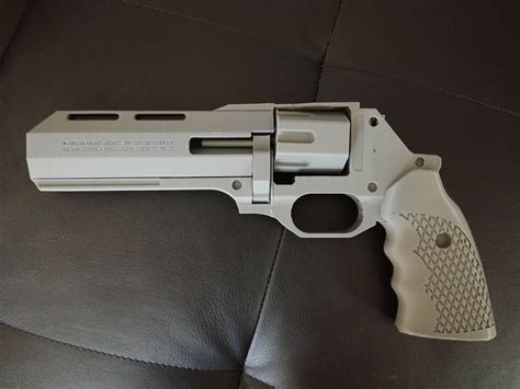 Image result for Alien Isolation Revolver