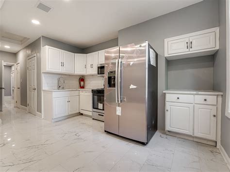 296 Ege Ave FLOOR 2, Jersey City, NJ 07304 | Zillow