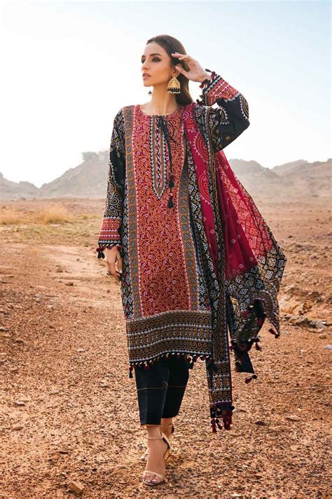 Gul Ahmed Summer 2022 · Chunri Collection – 3PC Chunri Lawn Suit CL-22 ...