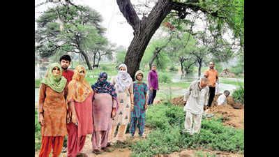 Hindu family in Haryana's Jind gives land for burial of 13-year-old ...