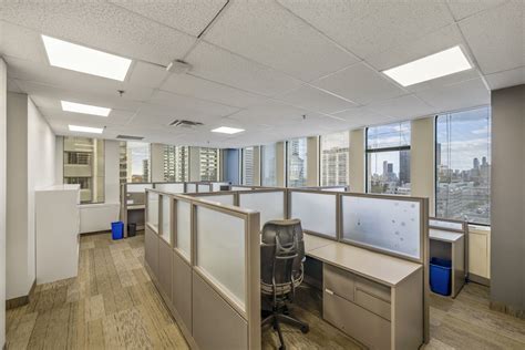 1 St Clair Avenue W | Lennard Commercial