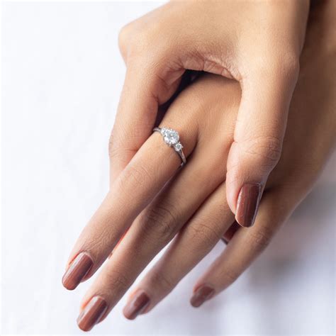 Triple Solitaire Ring – 925 Sterling Silver Classics