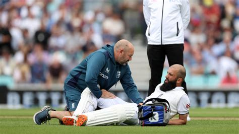 Ashes 2023 - Moeen Ali suffers groin strain, doesn't take field in ...