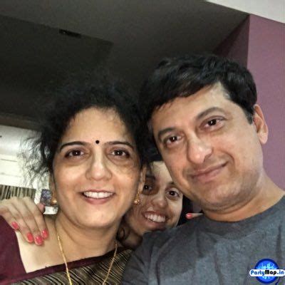 Book Pushkar Lele: Contact for Latest Concert & Show Price