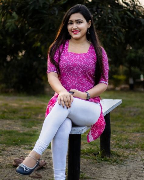 Pin by Kasim Sodawala on Quick saves | Beautiful dresses short, Girls ...