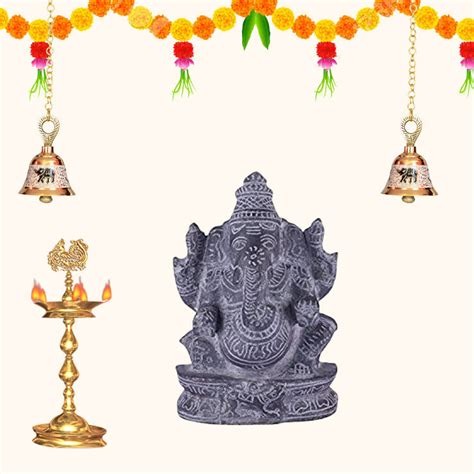 Shop Now: Edampuri Vinayagar Idol in Black Stone – Limited Stock!