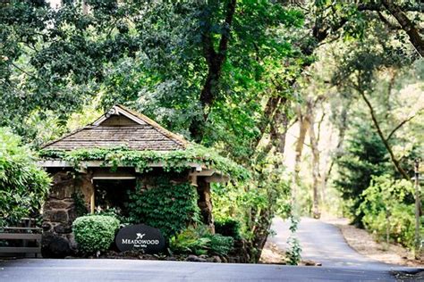 MEADOWOOD NAPA VALLEY (St. Helena) - Resort Reviews, Photos, Rate ...