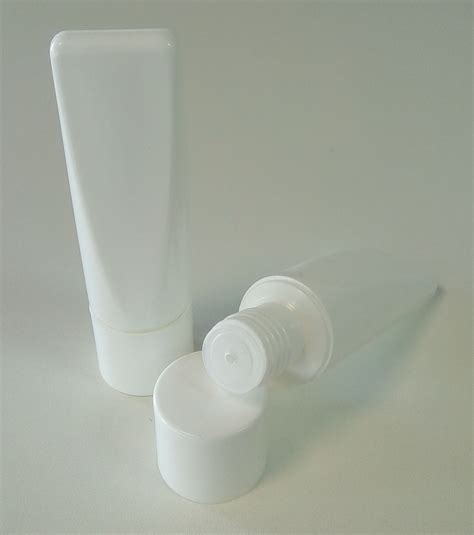 Tuba plastična 50 ml bijela/sedef