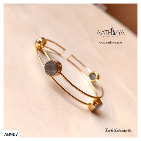 NEW ARRIVALS – Aathvya