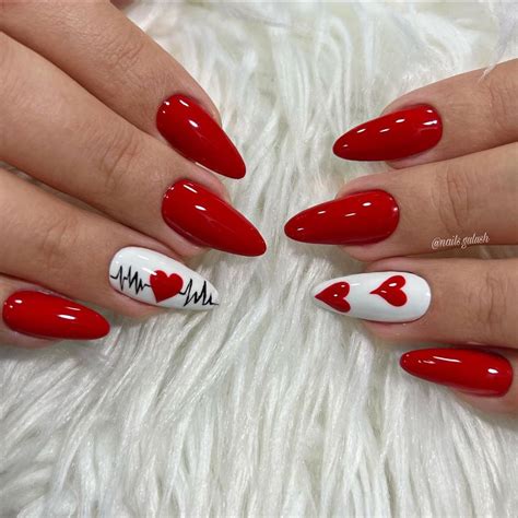 Pin by Linda VR on Gelnagels | Gel nails, Valentine's day nails, Nail art