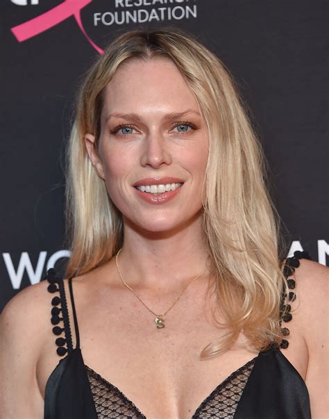 Sara - Meaning of Sara, What does Sara mean?