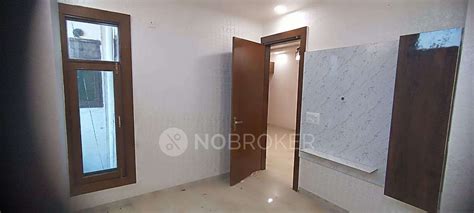 3 BHK Flats for Sale Near Gaur Green City Community Hall Vaibhav Khand ...