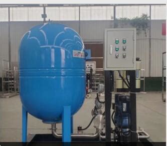 小型全自动桶装纯净水灌装机矿泉水生产设备-食品机械设备网