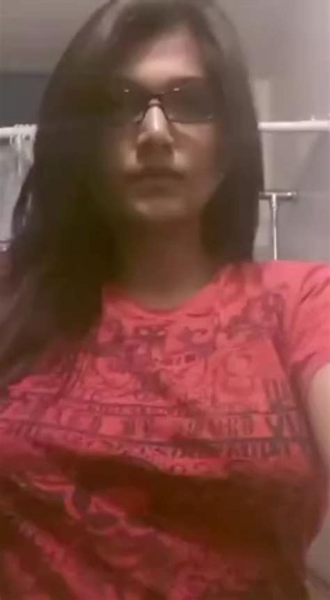 PAKISTANI NRI GIRL LEAKED VIDEO. LINK IN COMMENTS.😍😍😍😍 | Scrolller