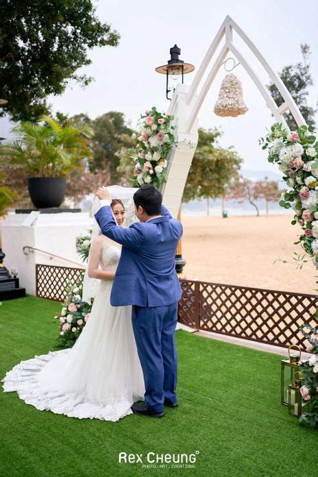 Big Loud Bride 的图像结果