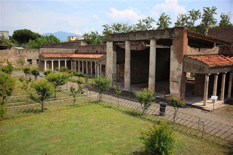 Villa Poppaea at Oplontis, first century C.E. with later remodelling ...
